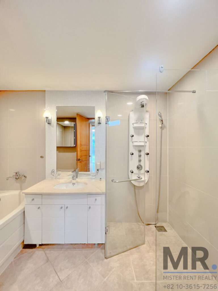 Hannam-2BR-LowriseVilla-PrivateGarden-(H+)-5