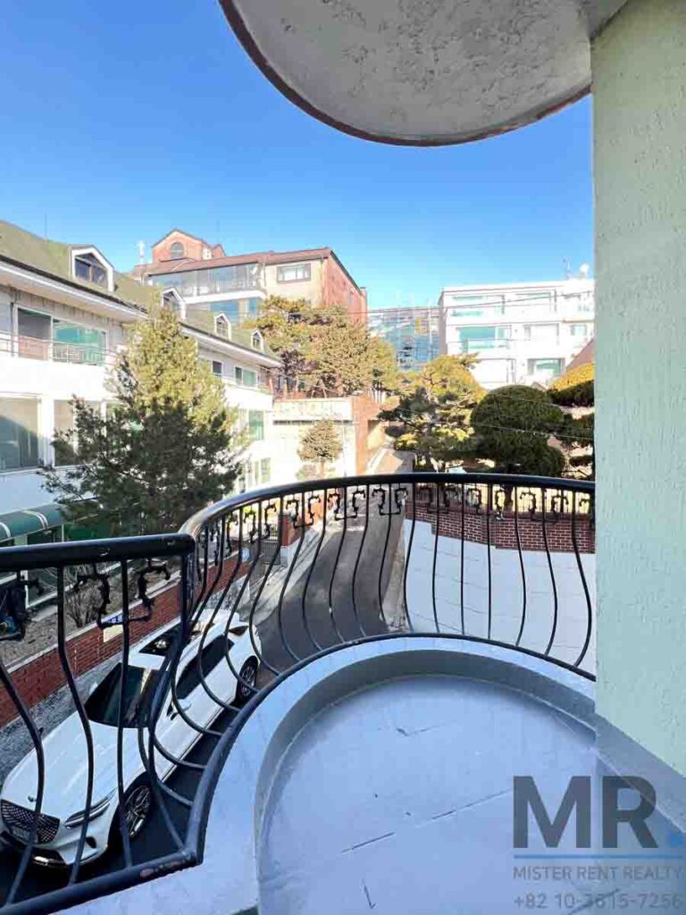 Itaewon-3BR-Villa-For-Rental-Renovated-1 (18)