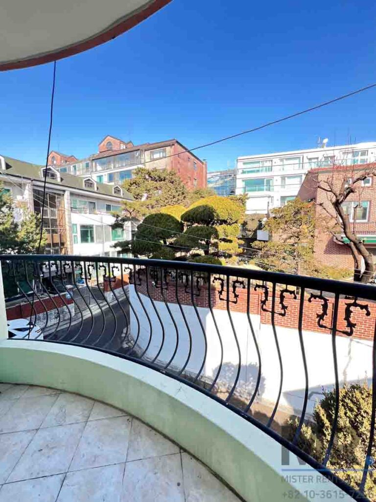 Itaewon-3BR-Villa-For-Rental-Renovated-1 (19)