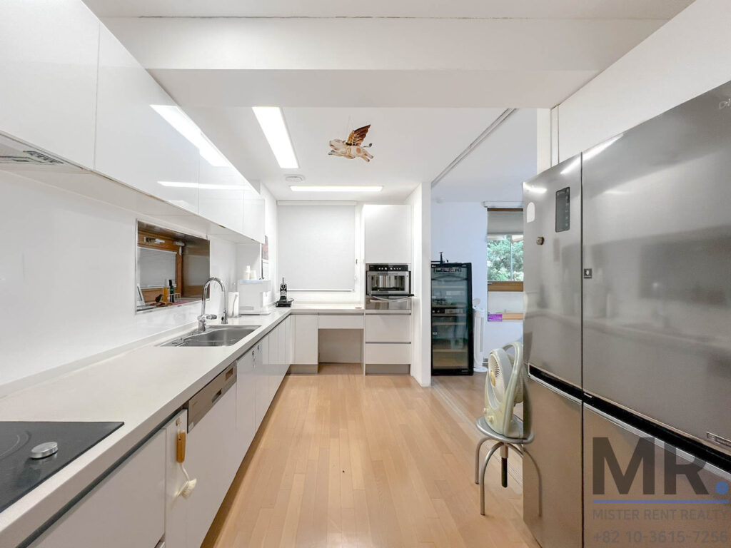 Seogbuk5BR-SingleHouse-Beautiful-Garden-(H+)-6