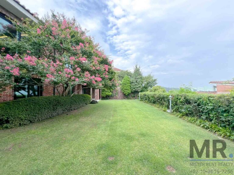 Seongbuk-5BR-SingleHouse-Stunning Garden-(H+)-26