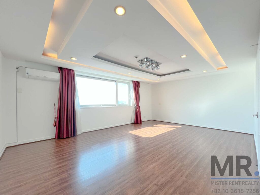 Itaewon-4BR-Rental-Villa-Good-View-09