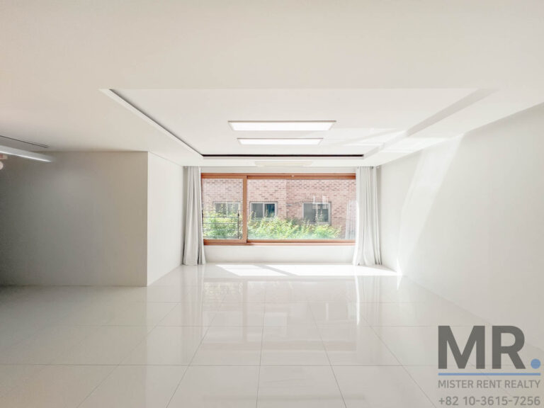 Seorae-Rent-4BR-Modern-Spacious_03