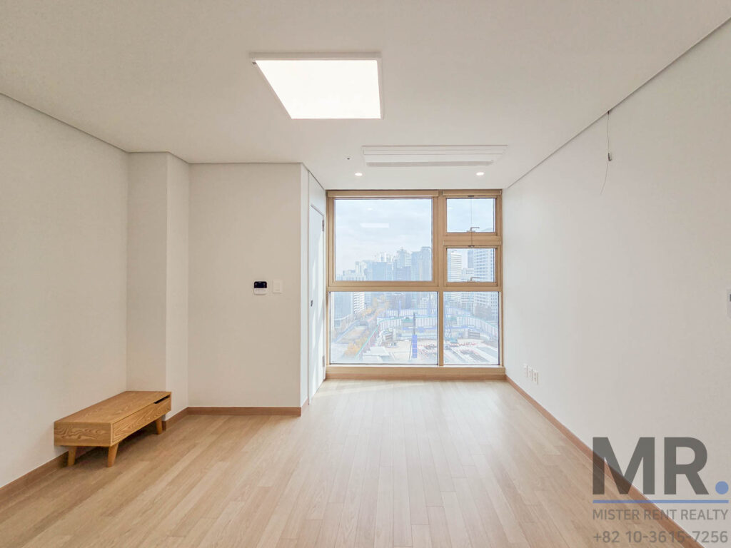 Seoul-Station-Apartment-3BR-Rental-Renovated-Goodview-093619