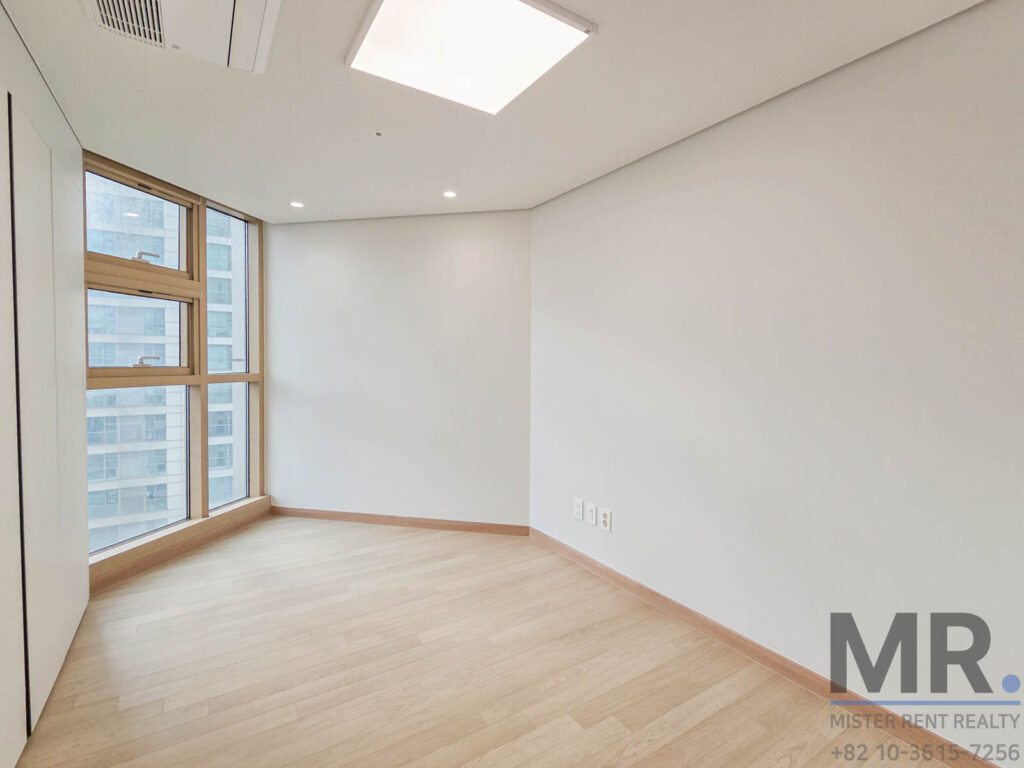 Seoul-Station-Apartment-3BR-Rental-Renovated-Goodview-093833